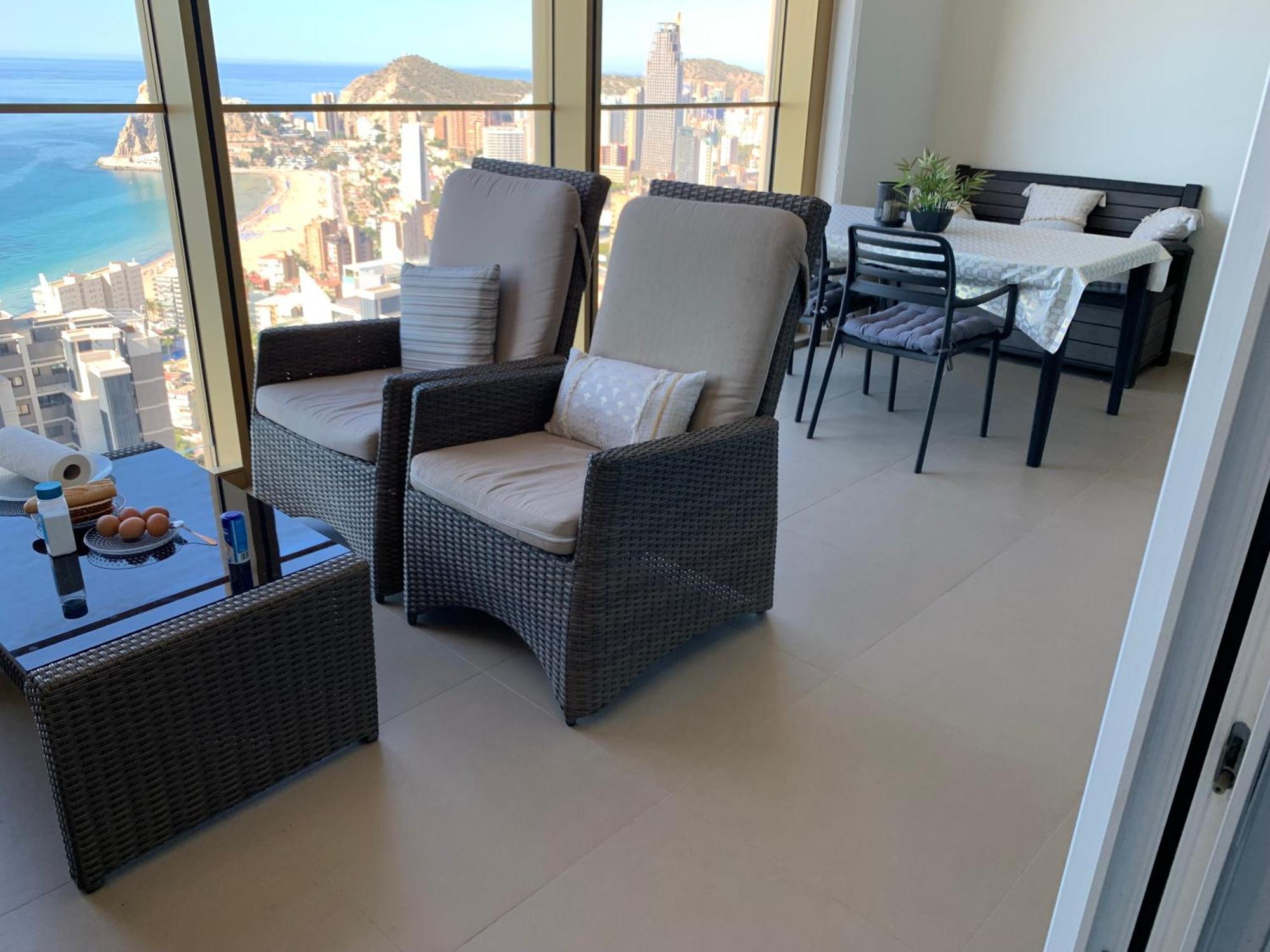 Intempo Sky Apartment 26 Floor Seaview 貝尼多姆 外观 照片