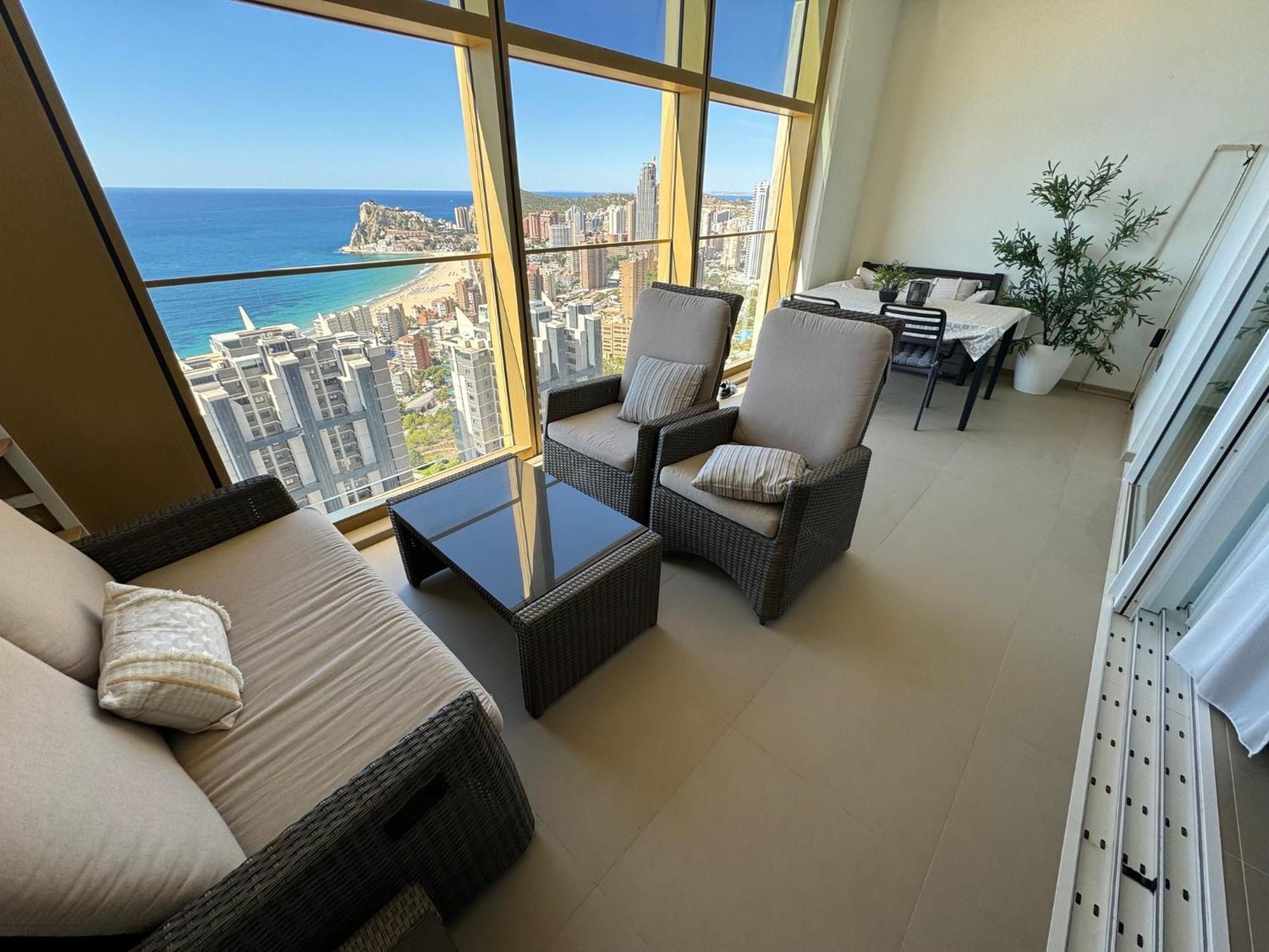 Intempo Sky Apartment 26 Floor Seaview 貝尼多姆 外观 照片
